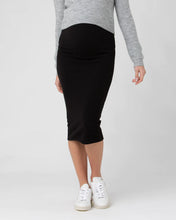 Load image into Gallery viewer, Ribbed Knit Pencil Skirt
