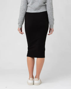 Ribbed Knit Pencil Skirt