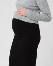 Load image into Gallery viewer, Ribbed Knit Pencil Skirt
